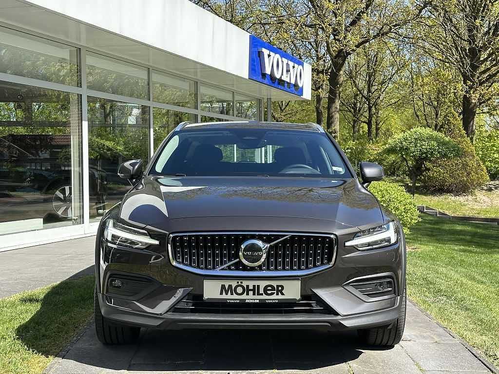 Volvo V60 Cross Country – Bild 2