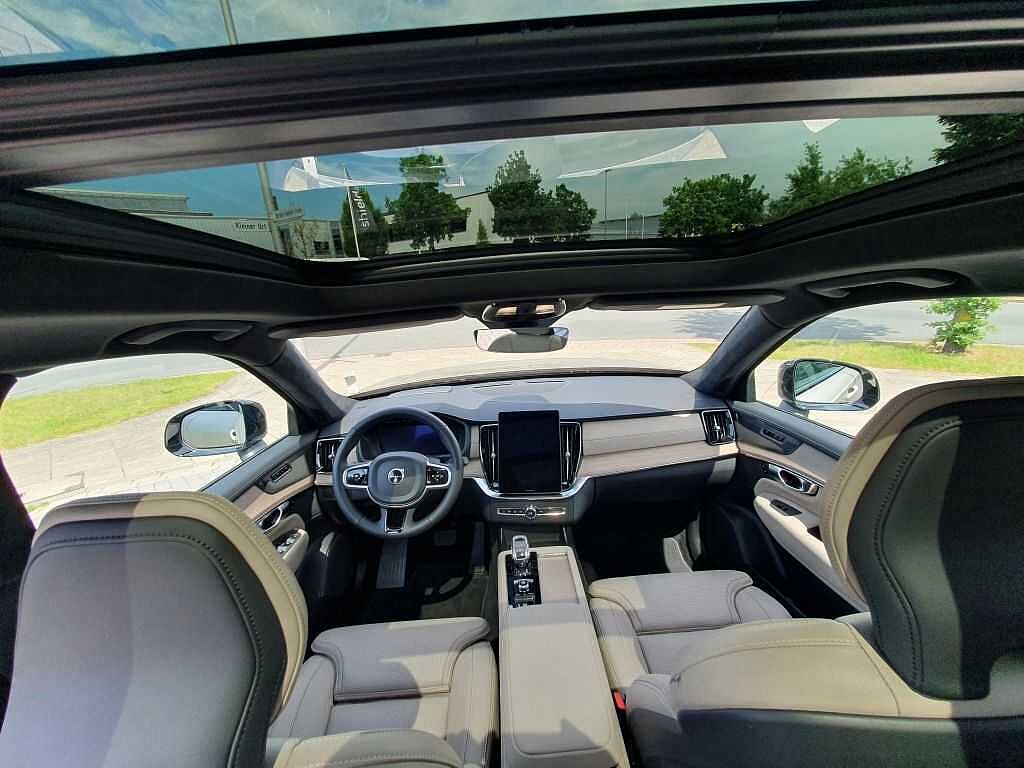 Volvo XC90 – Bild 14