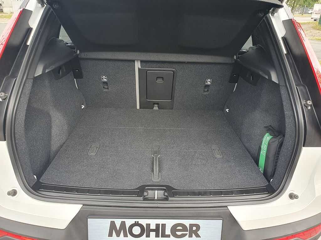 Volvo XC40 Recharge – Bild 14