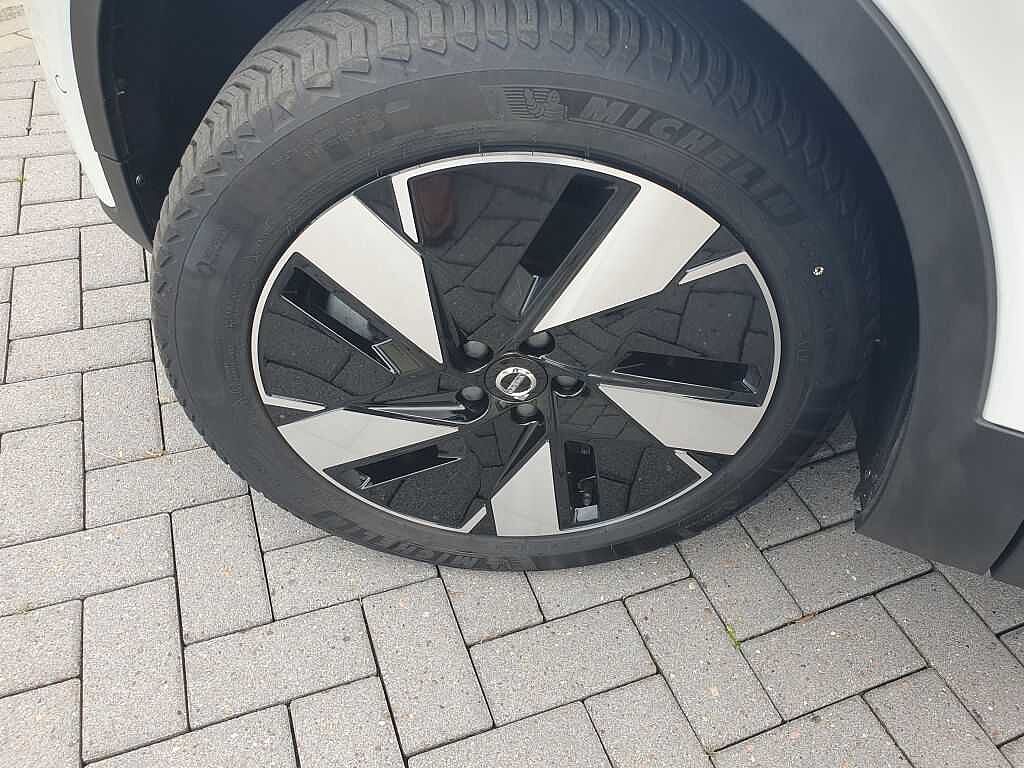 Volvo XC40 Recharge – Bild 15