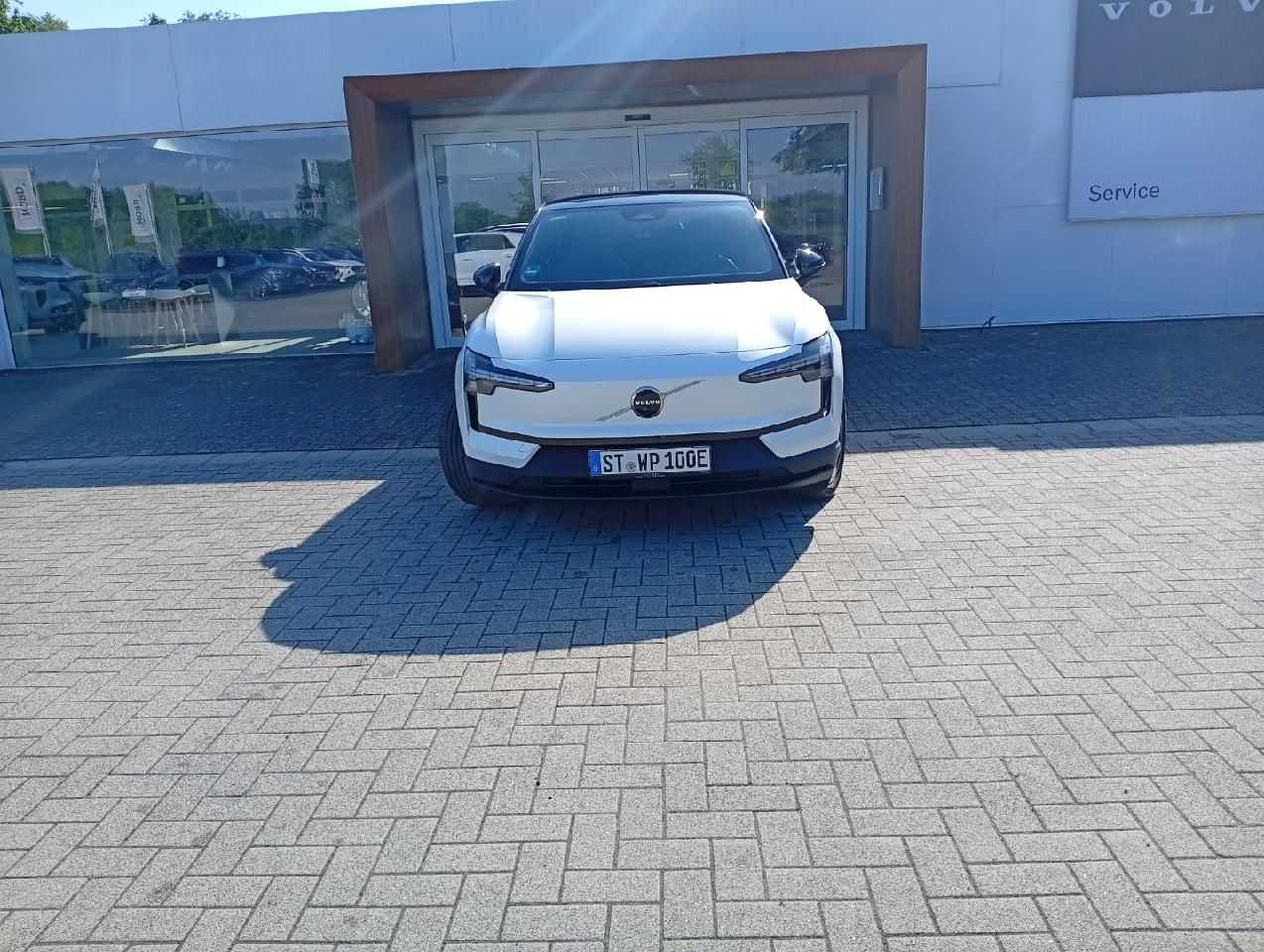 Volvo EX30 – Bild 2