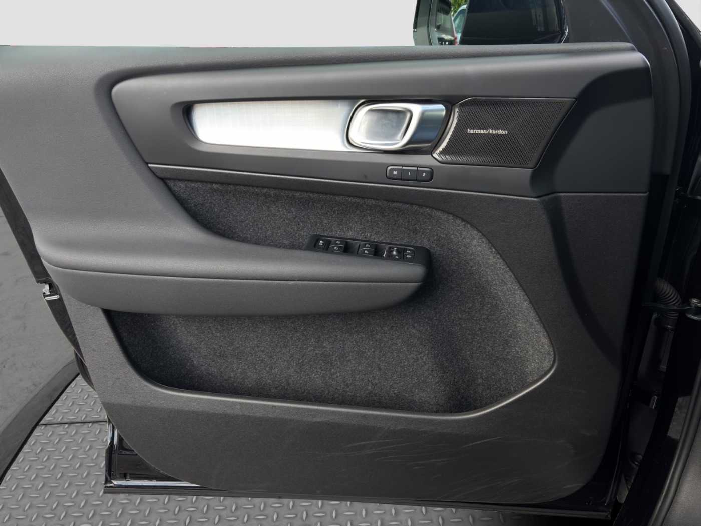 Volvo XC40 – Bild 12