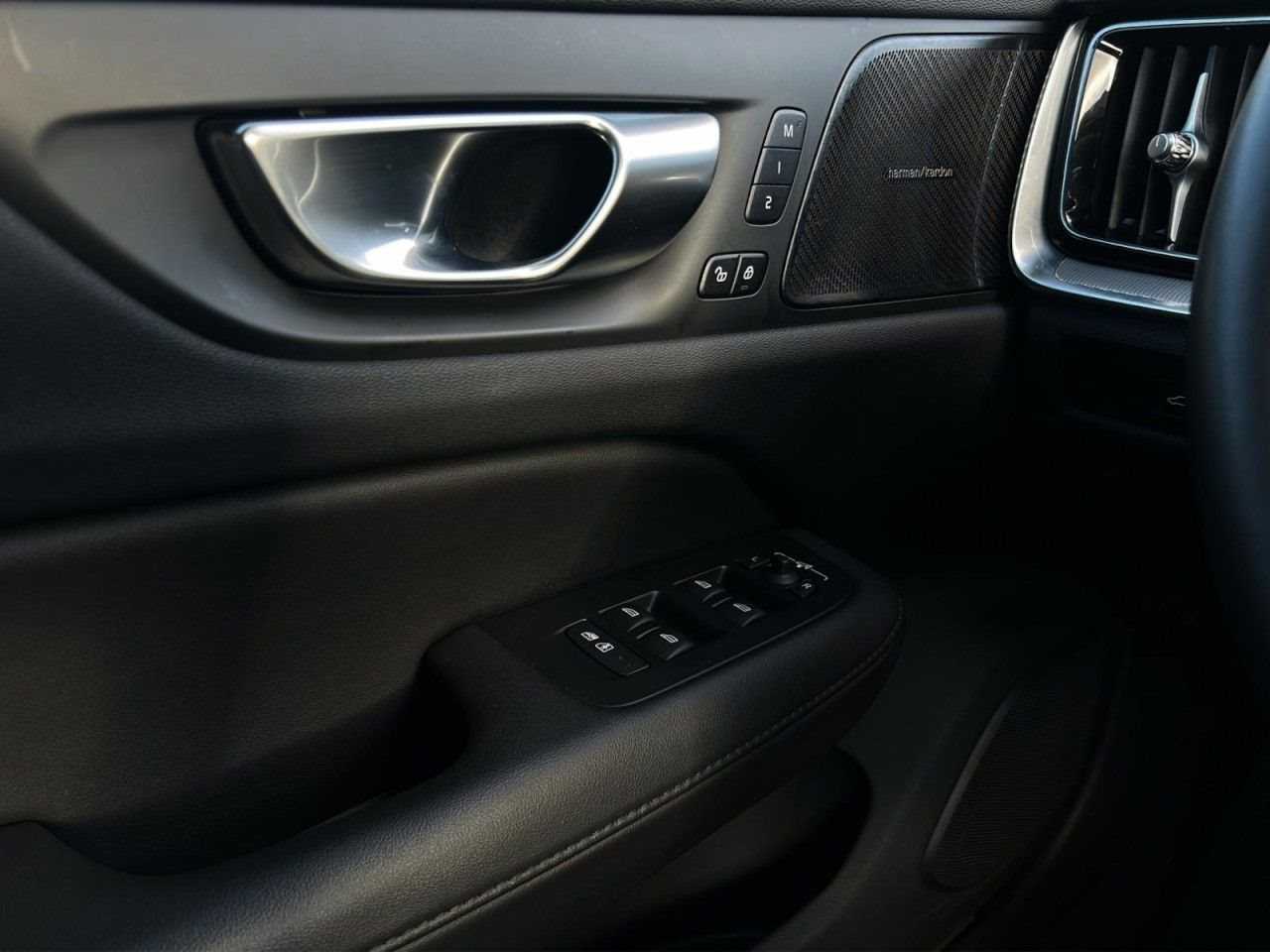 Volvo V60 Cross Country – Bild 12
