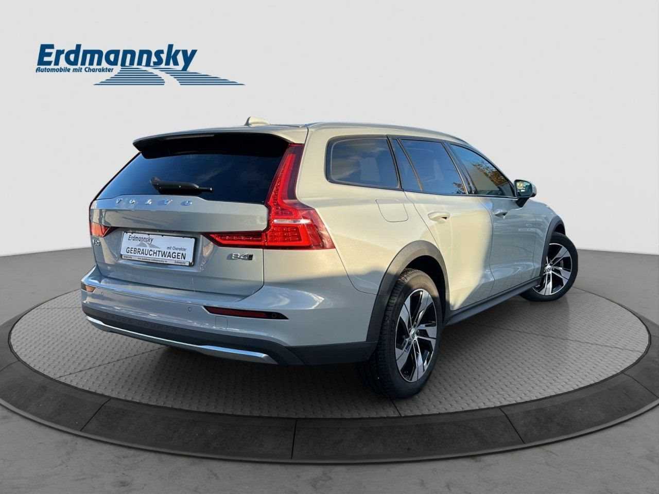 Volvo V60 Cross Country – Bild 4