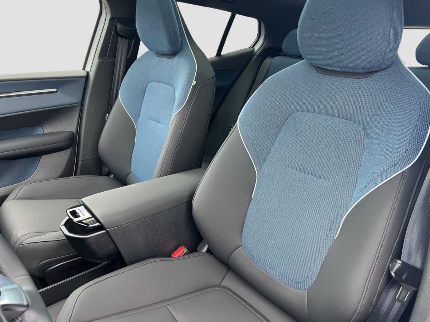Volvo EX30 – Bild 12