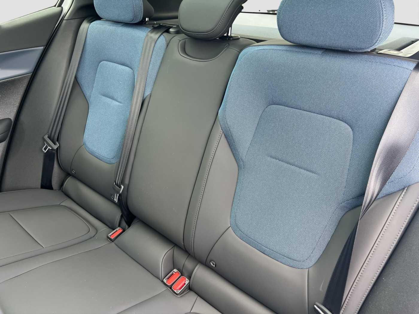 Volvo EX30 – Bild 13