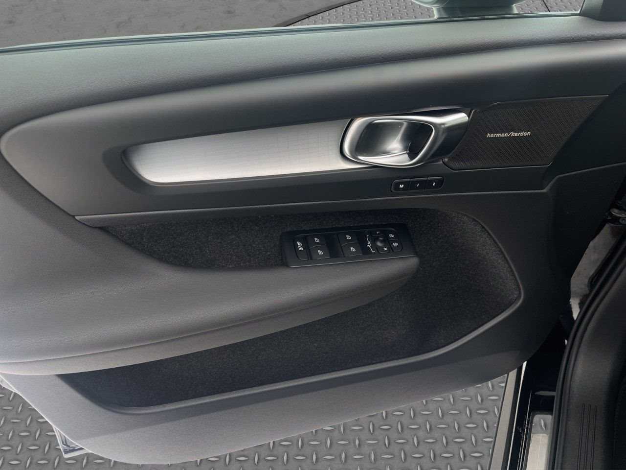 Volvo XC40 – Bild 12
