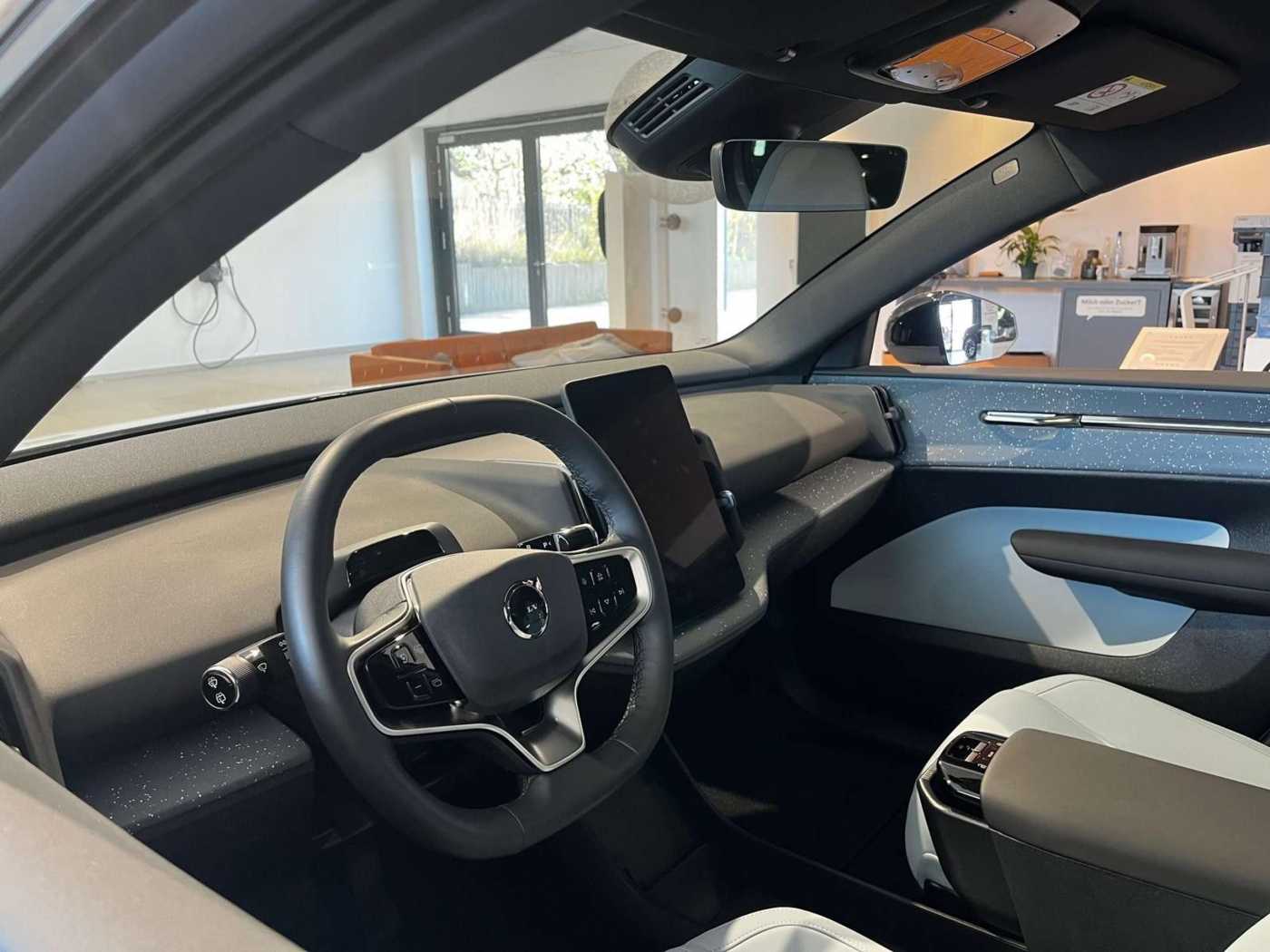 Volvo EX30 – Bild 11