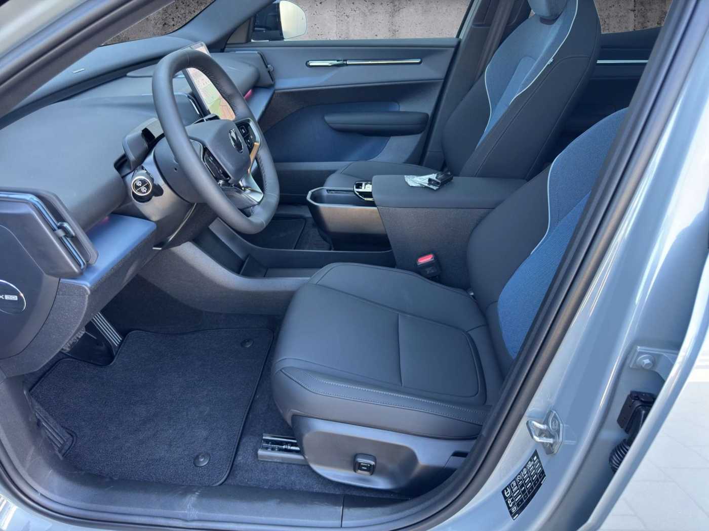 Volvo EX30 – Bild 9