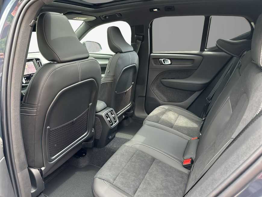 Volvo EX40 – Bild 8