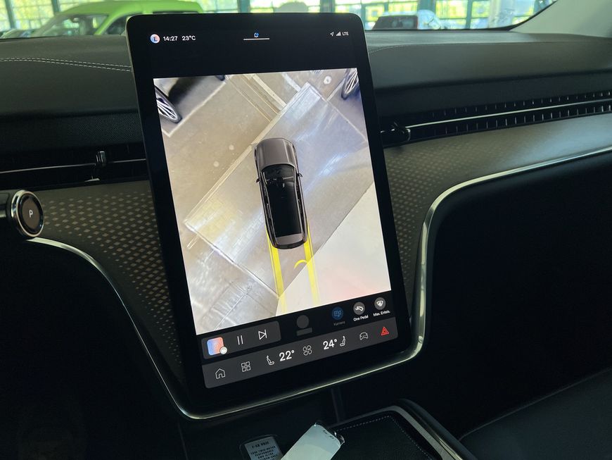 Volvo EX90 – Bild 24