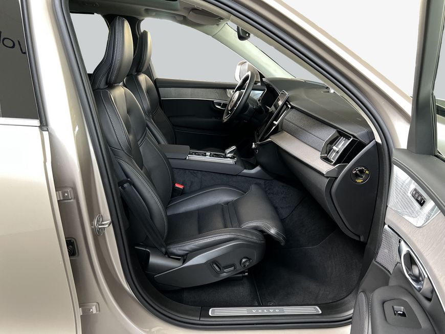 Volvo XC90 – Bild 12