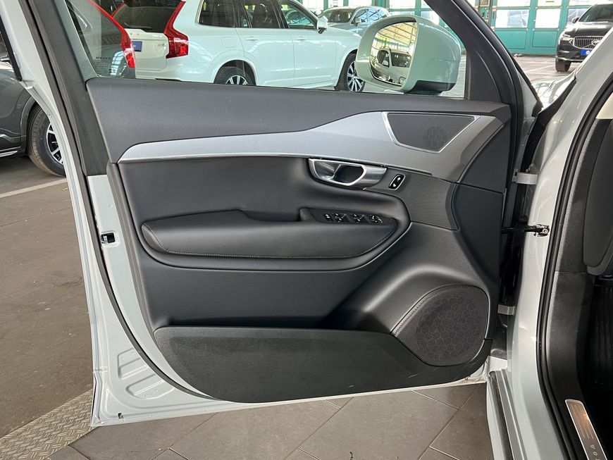 Volvo XC90 – Bild 16