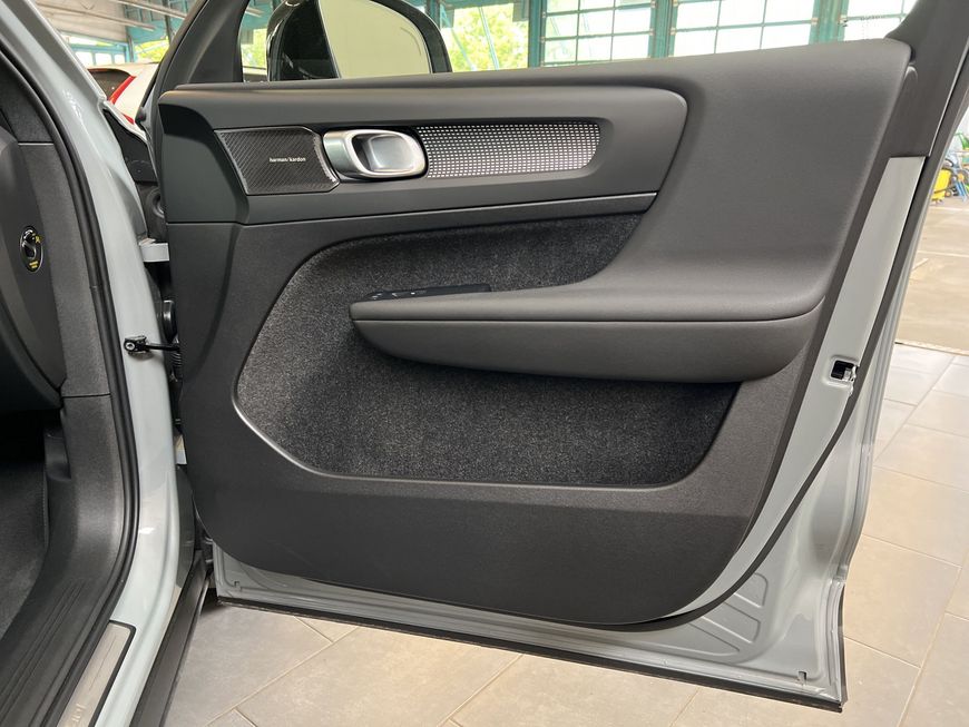 Volvo EX40 – Bild 20