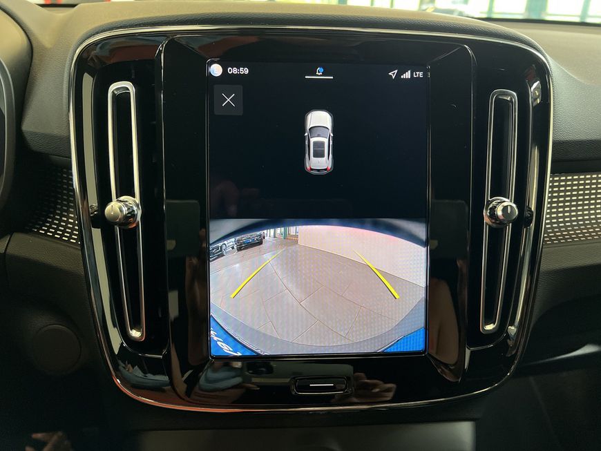 Volvo EX40 – Bild 23