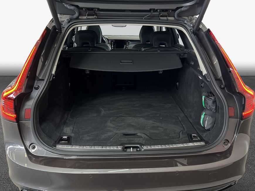 Volvo V90 – Bild 8