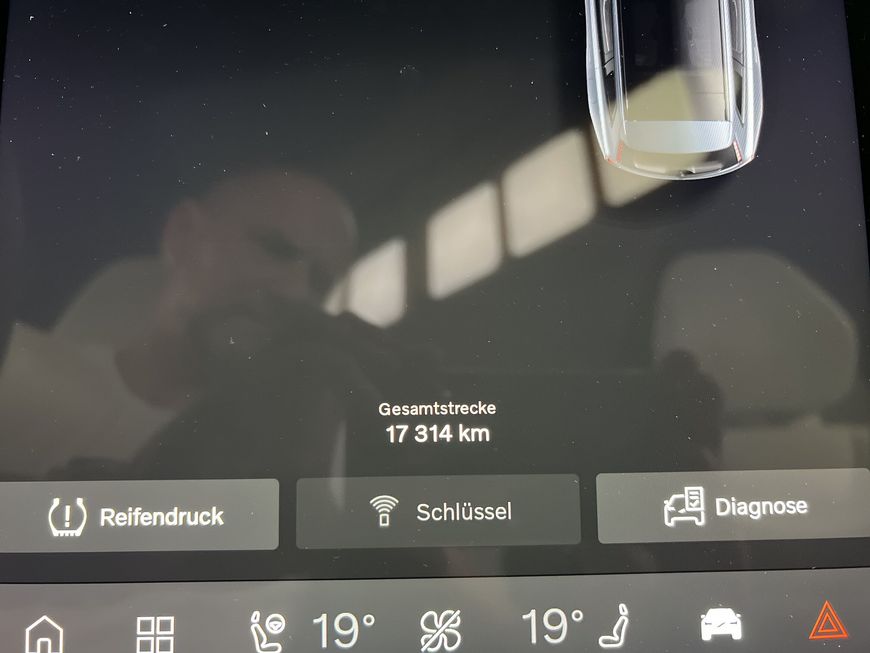 Volvo EX90 – Bild 17