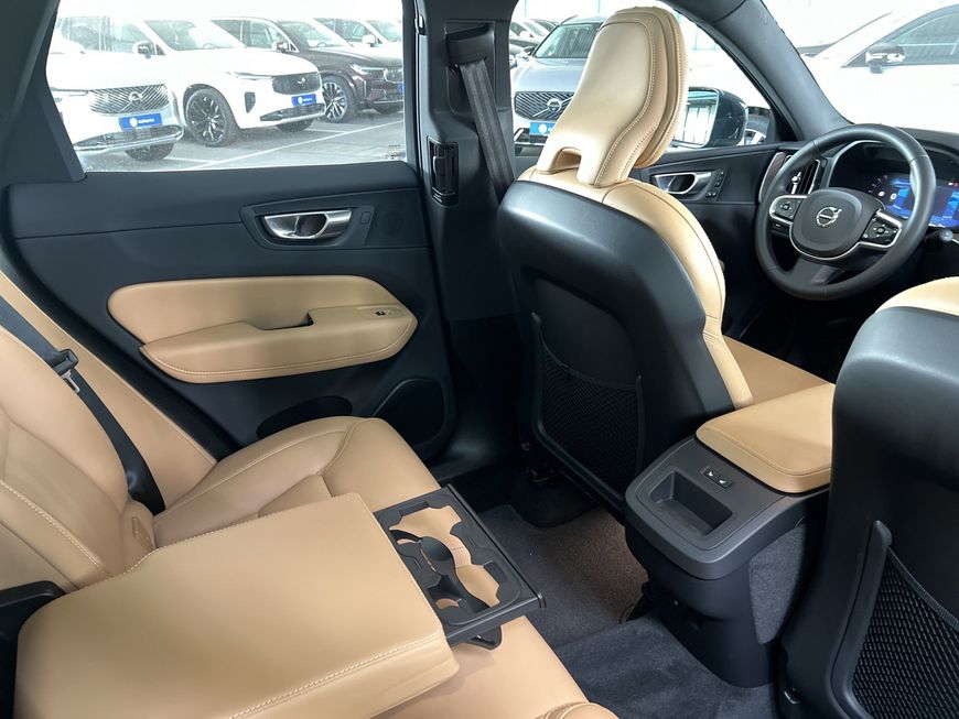 Volvo XC60 – Bild 20
