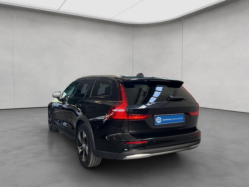 Volvo V60 Cross Country – Bild 3