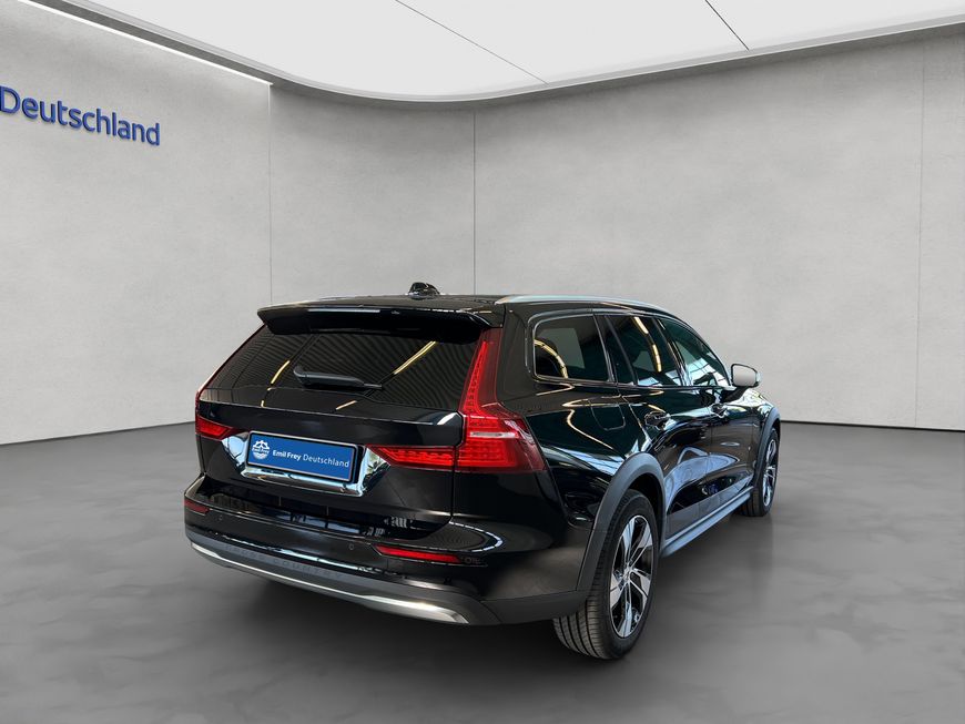 Volvo V60 Cross Country – Bild 6