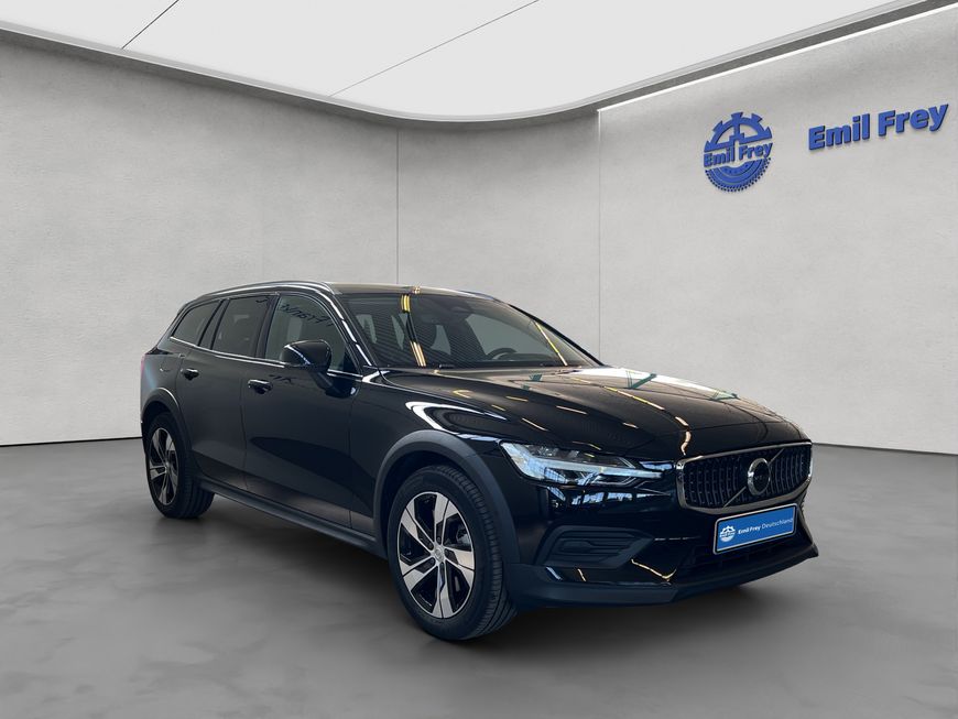 Volvo V60 Cross Country – Bild 8