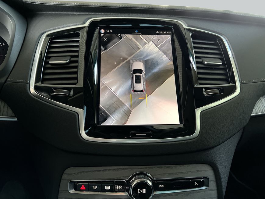Volvo XC90 – Bild 18