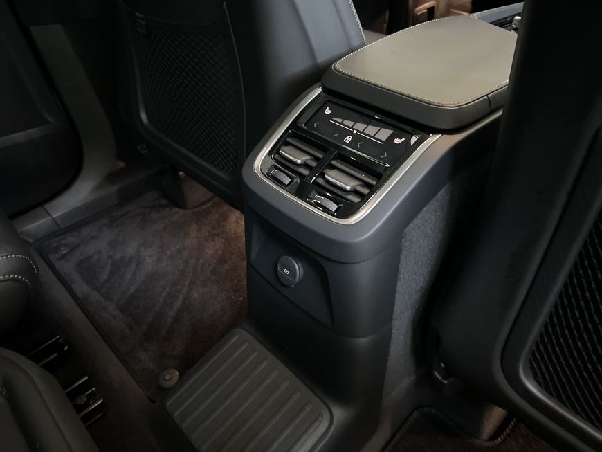 Volvo XC90 – Bild 24