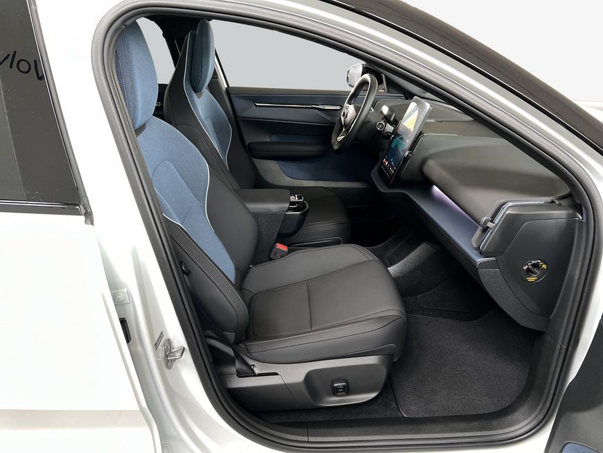 Volvo EX30 – Bild 12