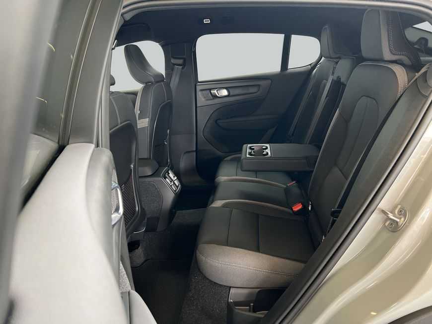 Volvo C40 Recharge – Bild 11