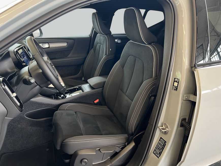 Volvo EX40 – Bild 10
