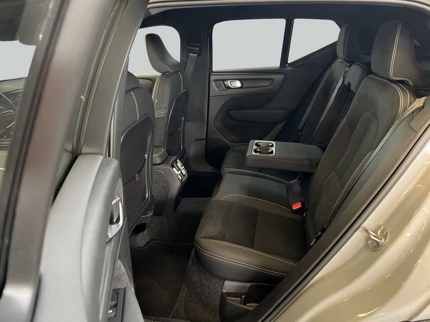 Volvo EX40 – Bild 11