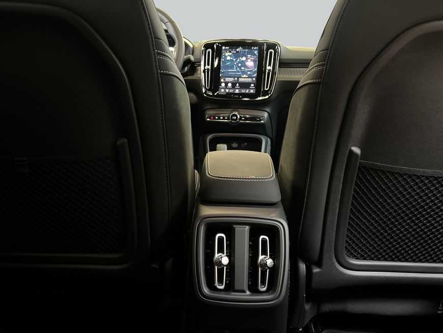 Volvo EX40 – Bild 14