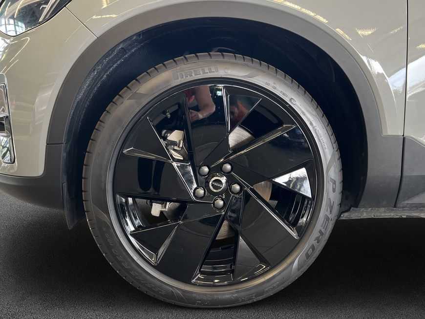 Volvo EX40 – Bild 7