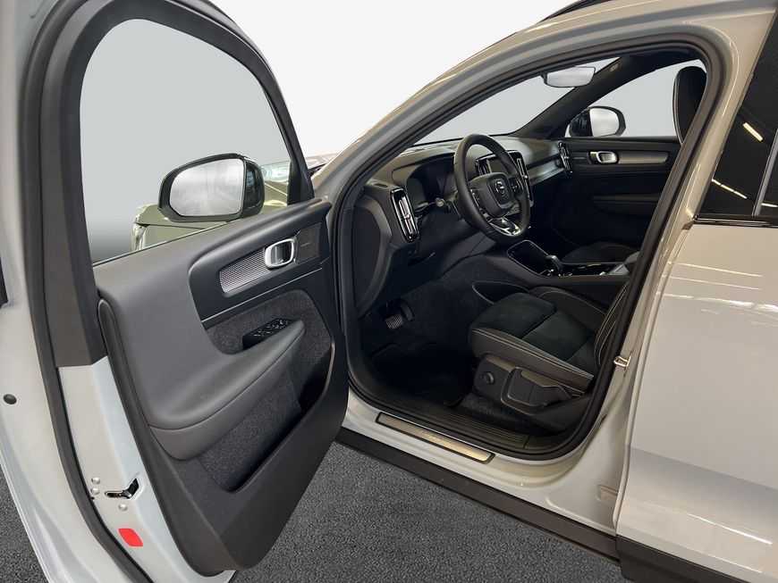 Volvo EX40 – Bild 9