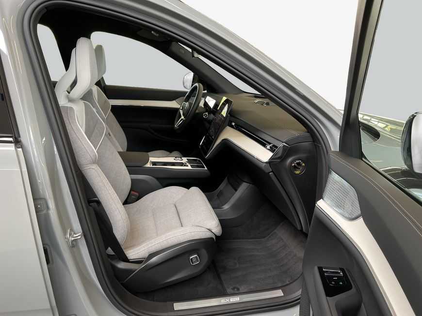 Volvo EX90 – Bild 12