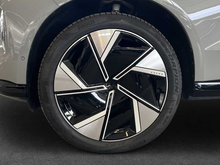 Volvo EX90 – Bild 7