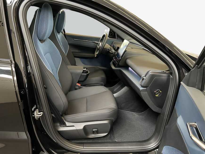 Volvo EX30 – Bild 12