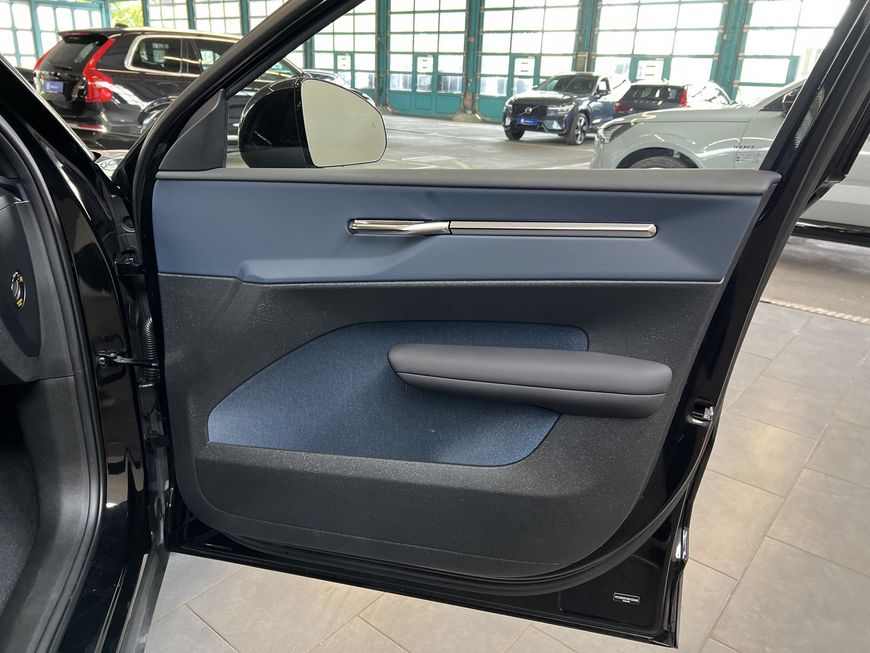 Volvo EX30 – Bild 20