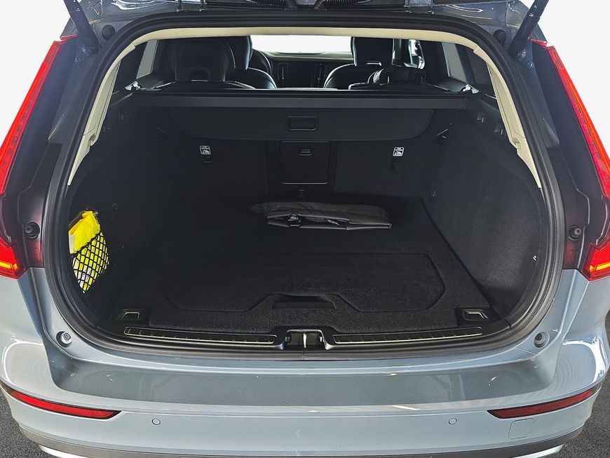 Volvo V60 Cross Country – Bild 6
