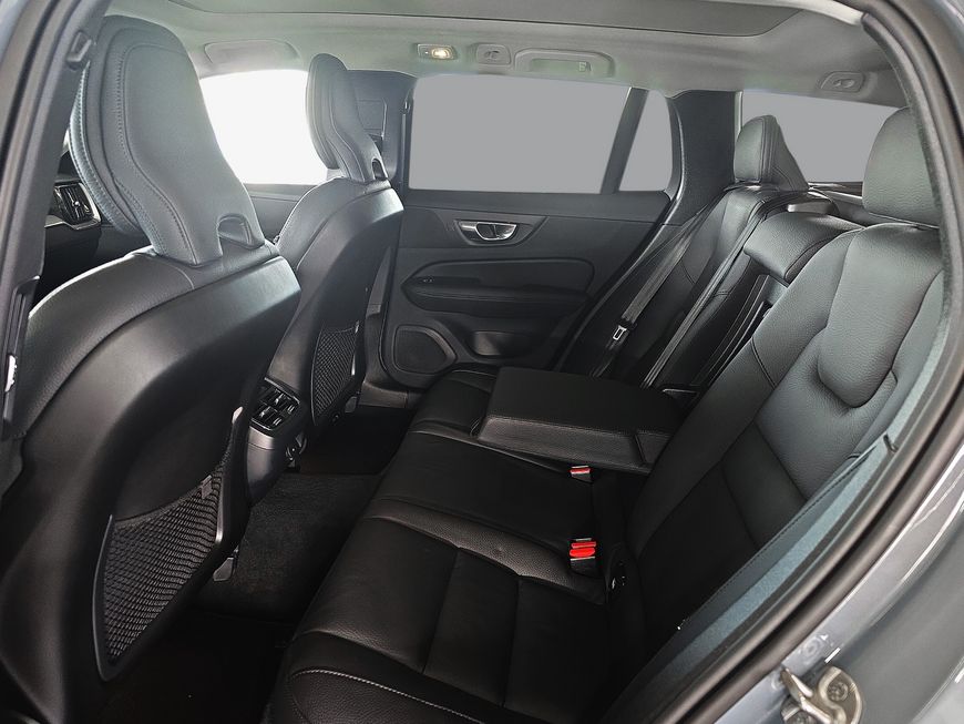 Volvo V60 Cross Country – Bild 8