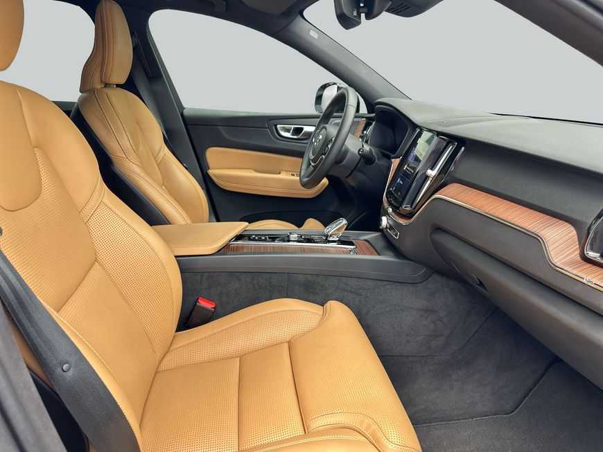 Volvo XC60 – Bild 12