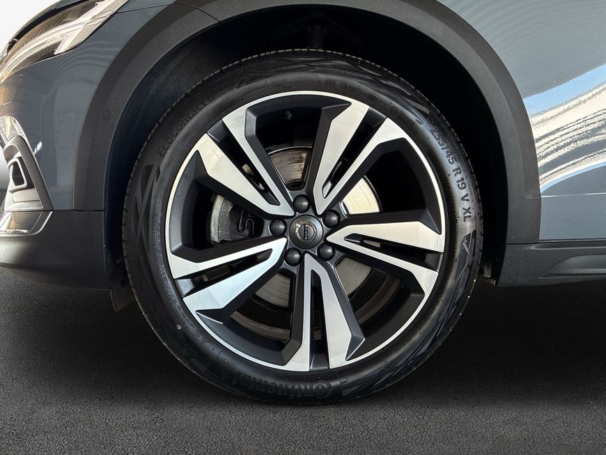 Volvo V60 Cross Country – Bild 9
