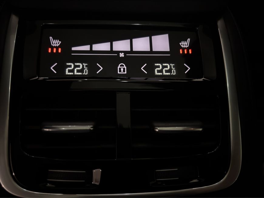 Volvo XC90 – Bild 23