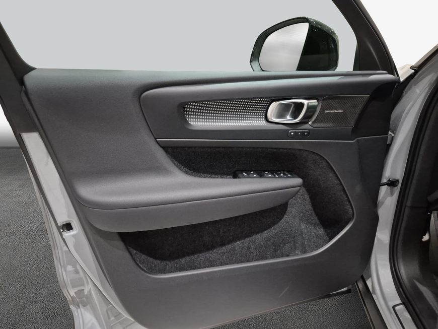 Volvo EX40 – Bild 15