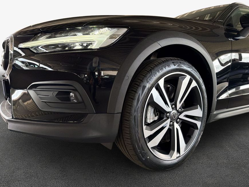 Volvo V60 Cross Country – Bild 5
