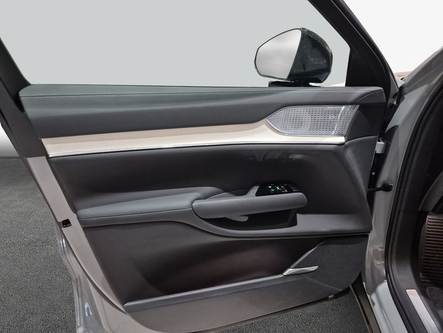 Volvo EX90 – Bild 15