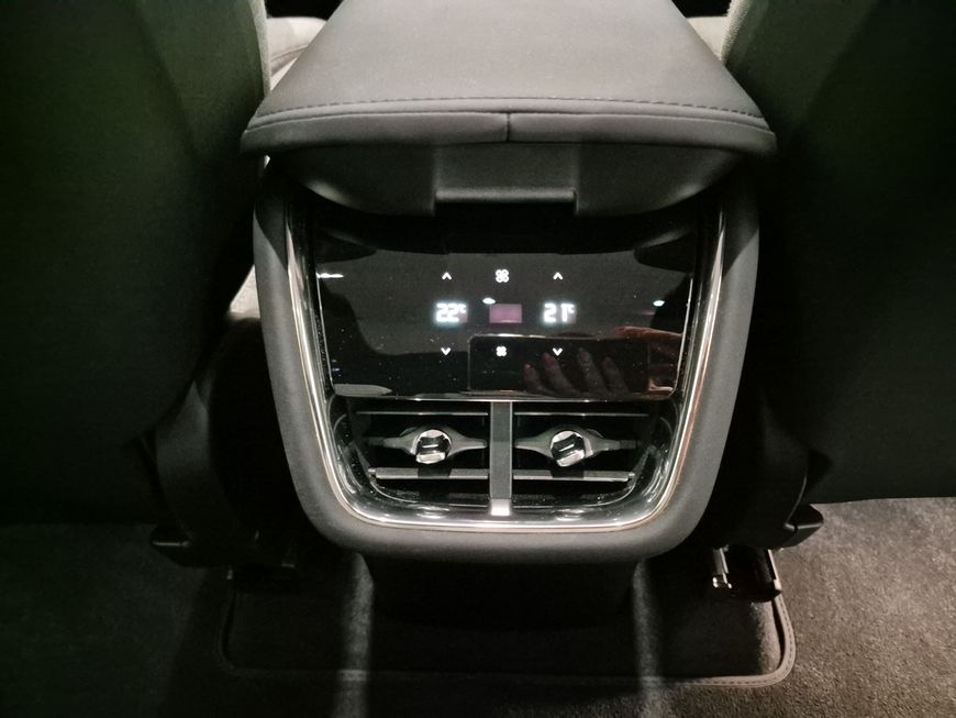 Volvo EX90 – Bild 16