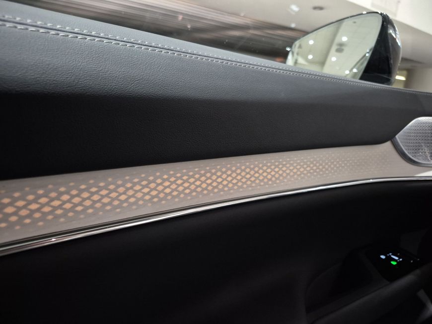 Volvo EX90 – Bild 19