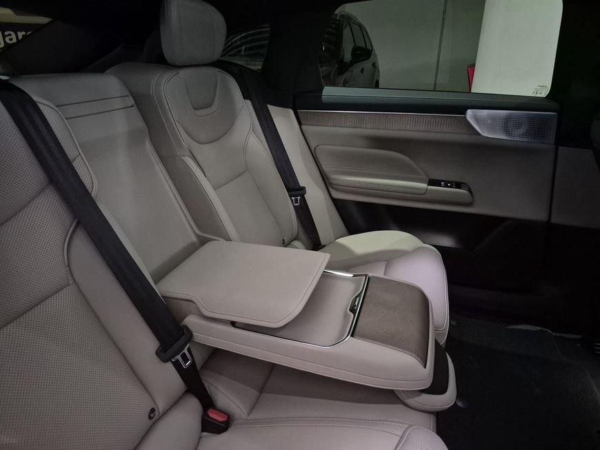 Volvo ES90 – Bild 18
