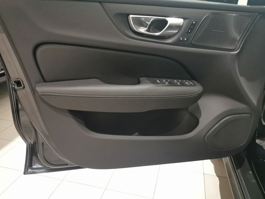 Volvo V60 Cross Country – Bild 13